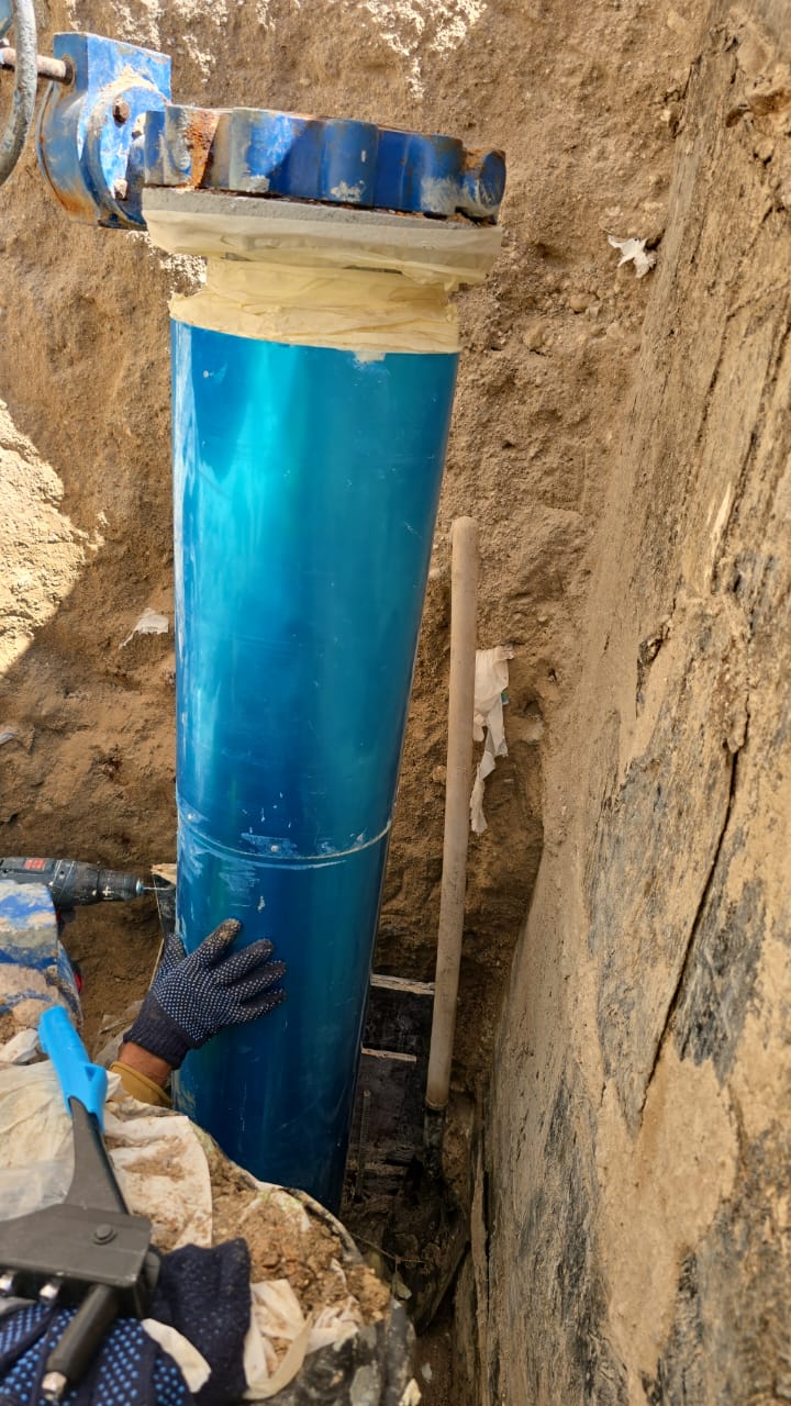 Aluminium mould installed for PUF field joint insulation of underground chilled water pipe
