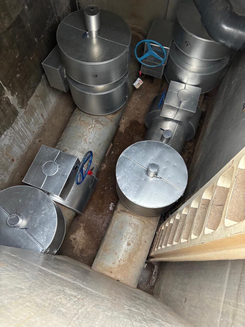 Completed DN500 chilled water valve insulation and aluminium cladding