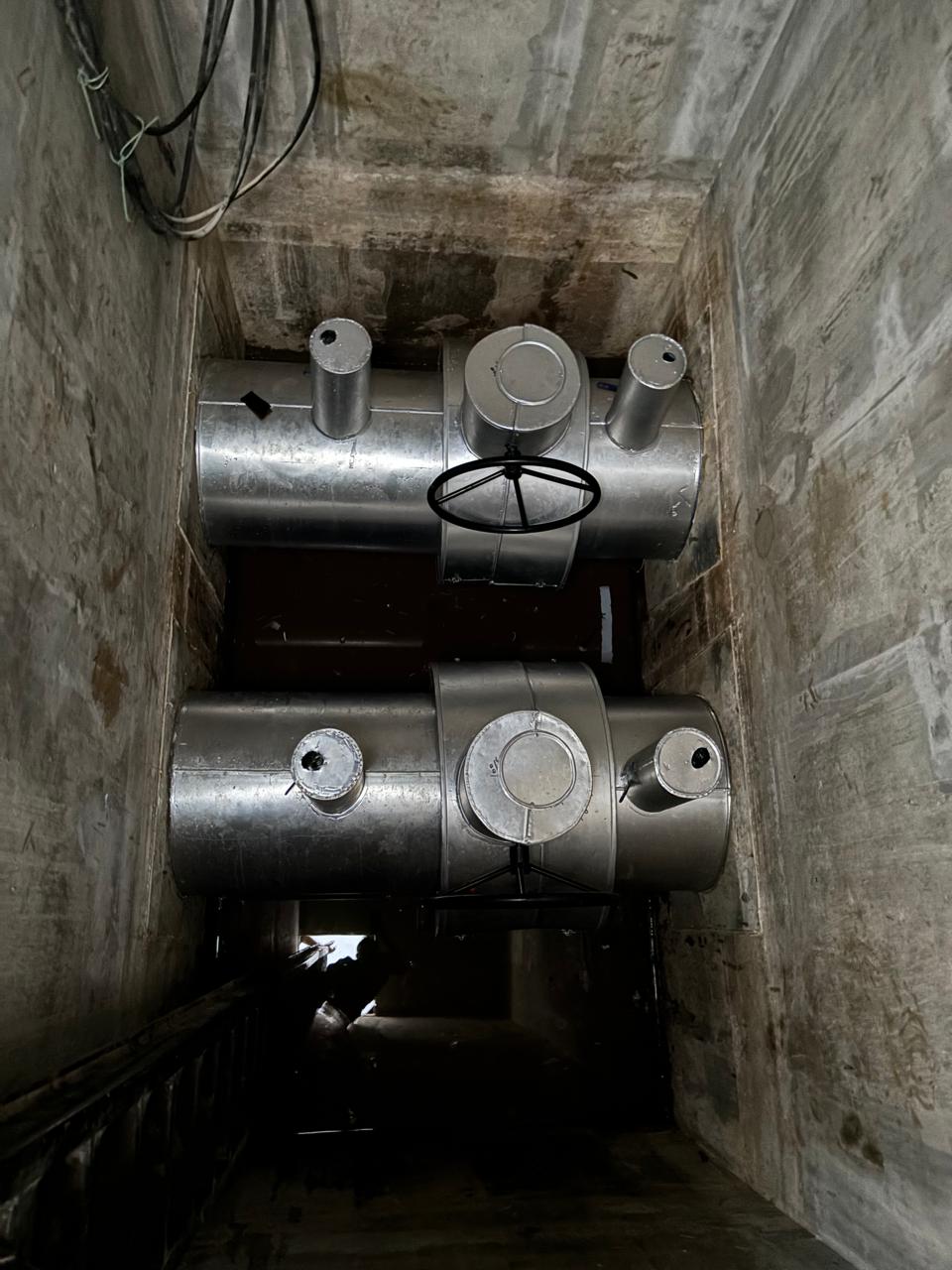 Final DN500 chilled water valve installation at Danat Development Abu Dhabi