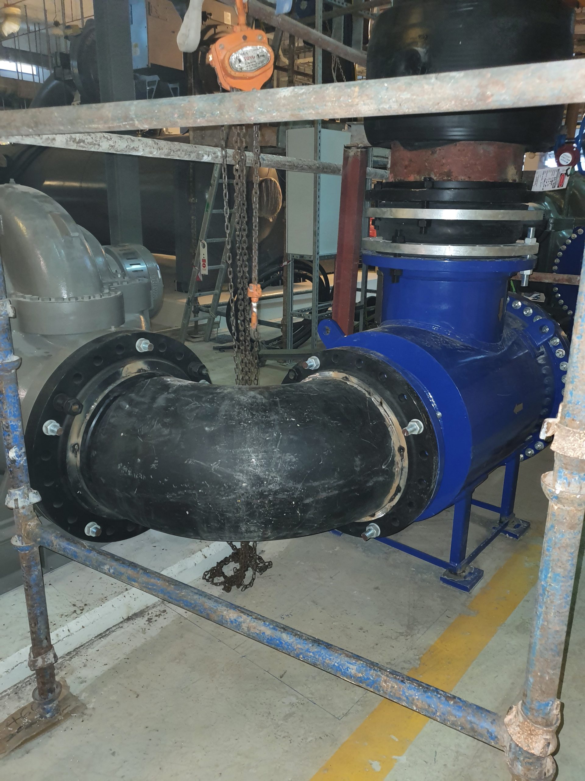Large bore chilled water equipment connection and mechanical piping works at district cooling plant